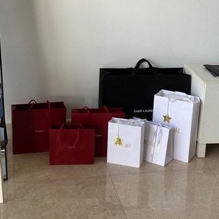 Baesiqs wardrobe