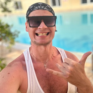 / ДЯДЯ ВАНЯ 🐬🫶 /