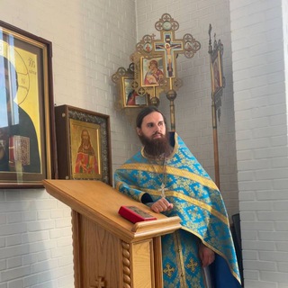 Батюшка с бородой