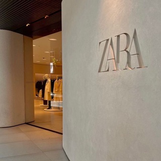 bayer.HM.ZARA.NEXT.CA