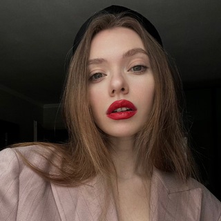 бѣлый блѣдный бѣсъ