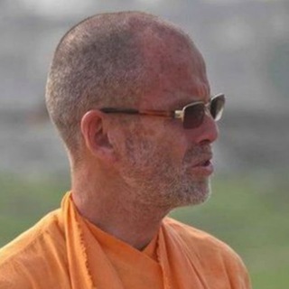 Слушаем ББ Говинду Свами