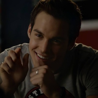 𝐛𝐞𝐬𝐭𝐫𝐞𝐦𝐢