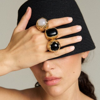 BEZ POVODA | украшения