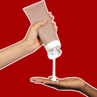 Руки в креме