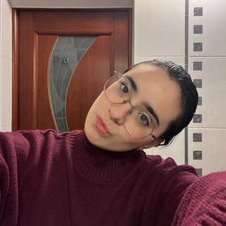Катерина читает