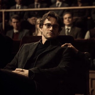 хаотичная академия.