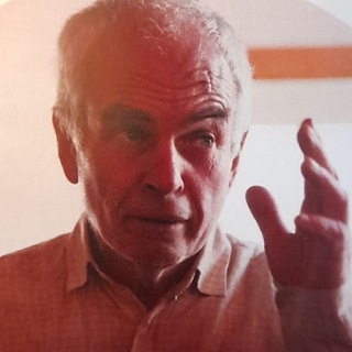 Борис Старостин