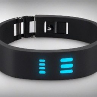 Браслет на бэк