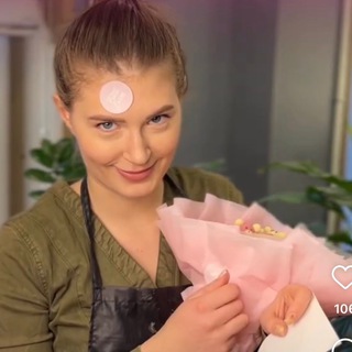 Клубничная леди