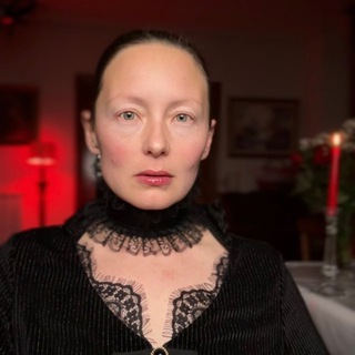 Женщина, танцуй