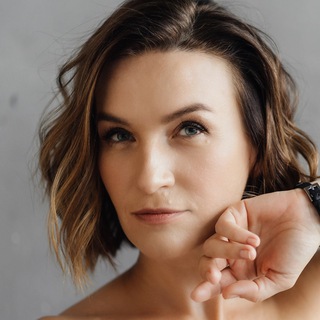 Жить жизнь (by) Прохорова💚