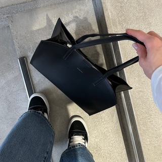 МАГАЗИН СУМОК КАРАМЕЛЬ | ОМСК | БРЕНДОВЫЕ И ОРИГИНАЛЬНЫЕ СУМКИ | РЮКЗАКИ