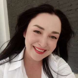 Танцующий кастинг-директор 🎬