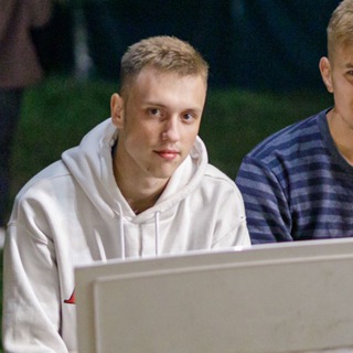 Viktor Moiseev • 🎧