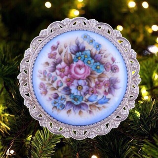 что в шкафу?