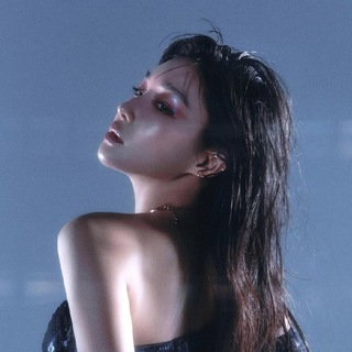 CHUNG HA • 김청하