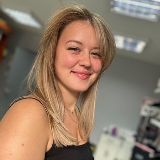 Анна • продвигающий коуч