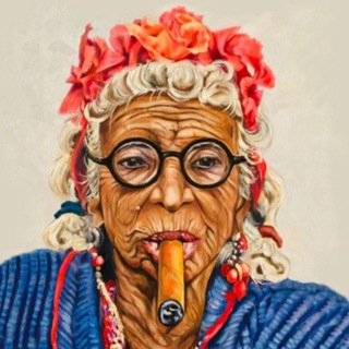 КРЕМ и КРАСНАЯ ПОМАДА