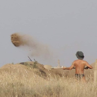 Стою на асфальте, в лыжи обутый