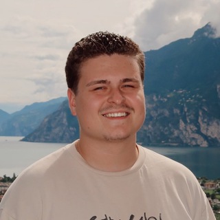 Данил Никашин