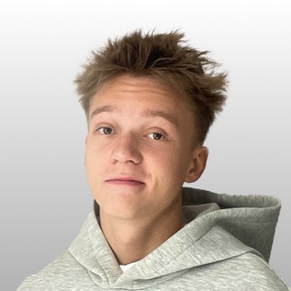 Дизайнер Даня Медный