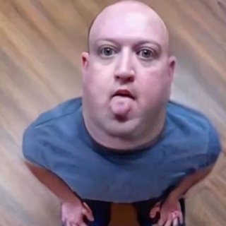 этот канал ДЕБИЛЬНЫЙ