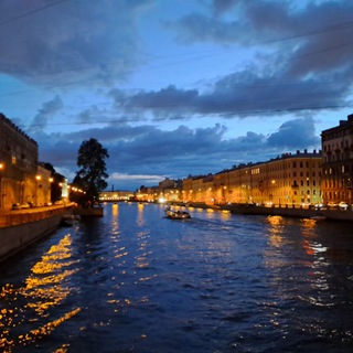 Кирилл пытается выспаться