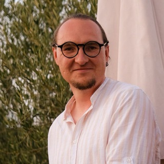 Константин Югатов Архитектор Дизайн интерьера Черногория Москва