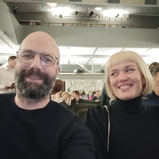 Паша и Аня строили-строили и построили свой дом