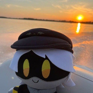 – [ 🐦‍🔥 ] 𝓓𝘳𝘰𝘯𝘯𝘺𝘢𝘢