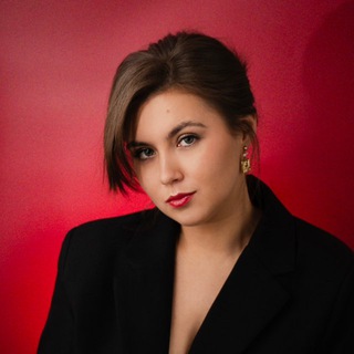 Эльза Гир / стилист причёсок / Москва