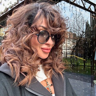 ИМПЕРАТРИЦА НА МАКСИМАЛКАХ