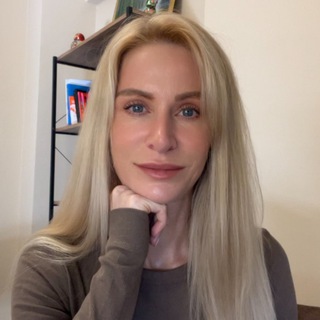 Осознание себя с Анной Динэк.