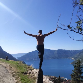 Евгений Шаповалов