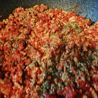 фарш с томатной пастой