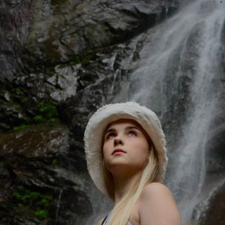 Катя на лайте