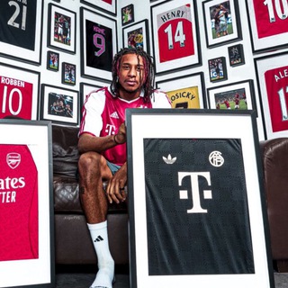 𝗙𝗢𝗢𝗧𝗕𝗔𝗟𝗟 𝗪𝗔𝗟𝗟𝗣𝗔𝗣𝗘𝗥𝗦