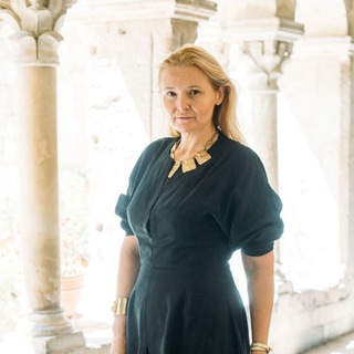 ФРАНЦИЯ, МОДА И ВИНО