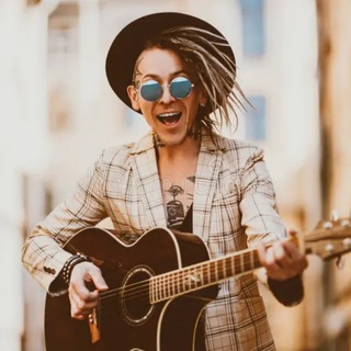 ПЕСНИ ПОД ГИТАРУ !!! Дмитрий Вверх