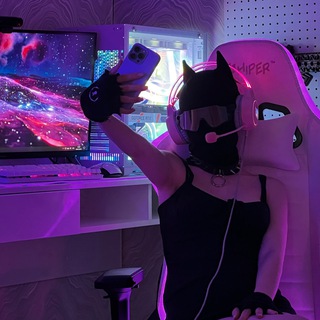 𝐇𝐎𝐋𝐘 𝐌𝐀𝐑𝐊𝐄𝐓 💵