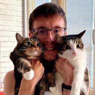 Илья,Коты и Oriflame🐾🐾❤️‍🔥🐈