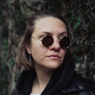 Читает Ирэн