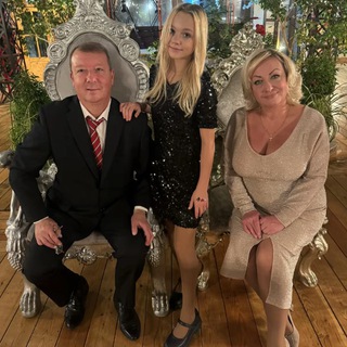 Ирина Костылева печатает…