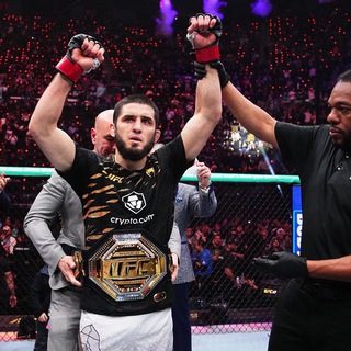 Ислам Махачев