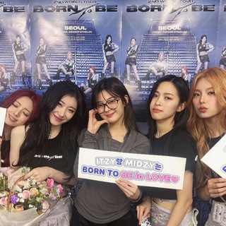 🔴 ITZY's Universe ⚫️