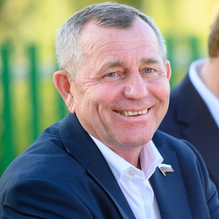 Анатолий Иванов