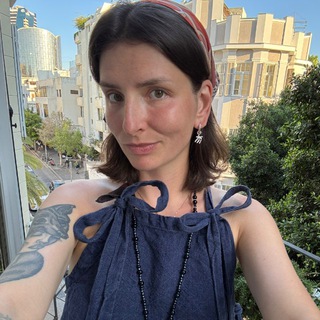 еврейка на кухне