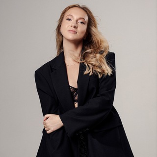 July Erasheva Stylist & fashion consultant