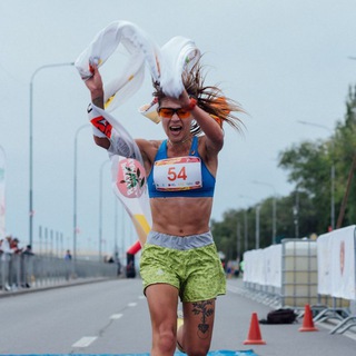 Перелюбитель/недопрофессионал, но Мастер Спорта